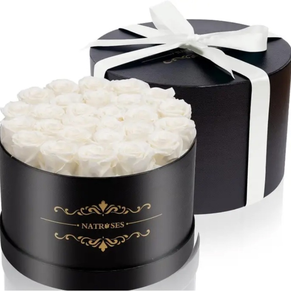New Natroses 27 Natural Preserved Real Roses in Creamy White with Gift Box